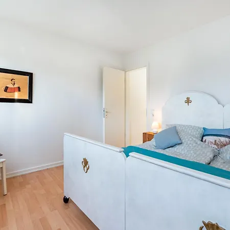 Luv Und Lee Am Schulensee *